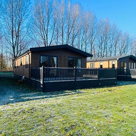 Loki'S Retreat Lodge With Hot Tub York Exterior foto